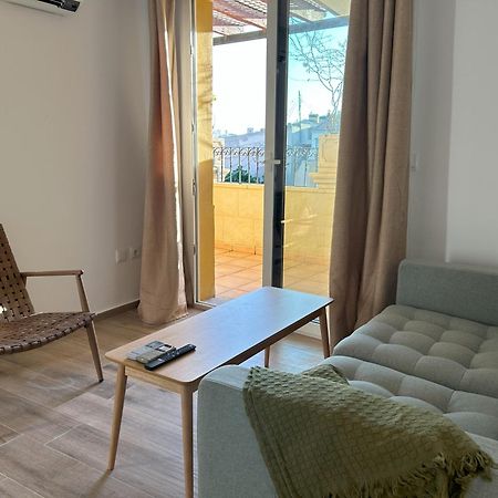 Apartmán Edificio Amarillo En El Barrio Alicante Exteriér fotografie
