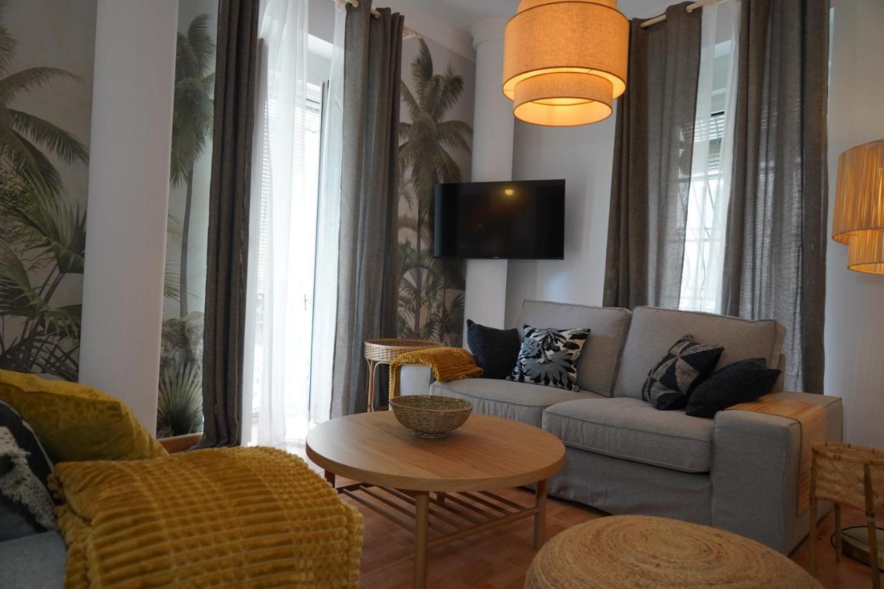 Apartmán Edificio Amarillo En El Barrio Alicante Exteriér fotografie