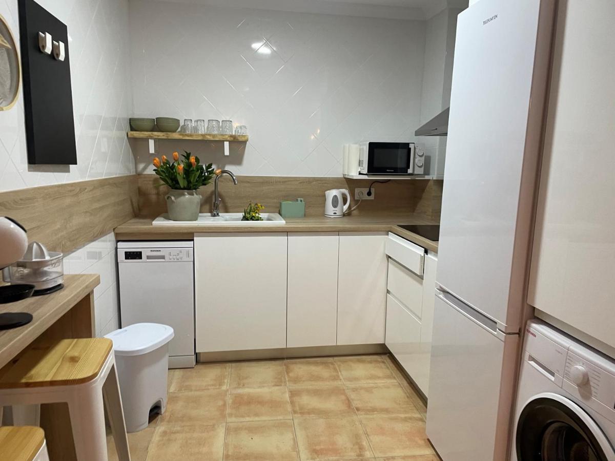 Apartmán Edificio Amarillo En El Barrio Alicante Exteriér fotografie