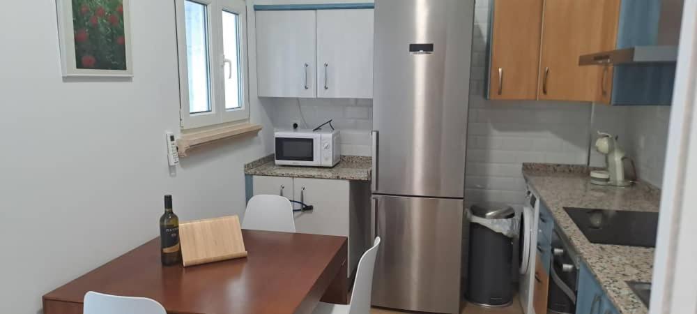 Apartmán Edificio Amarillo En El Barrio Alicante Exteriér fotografie