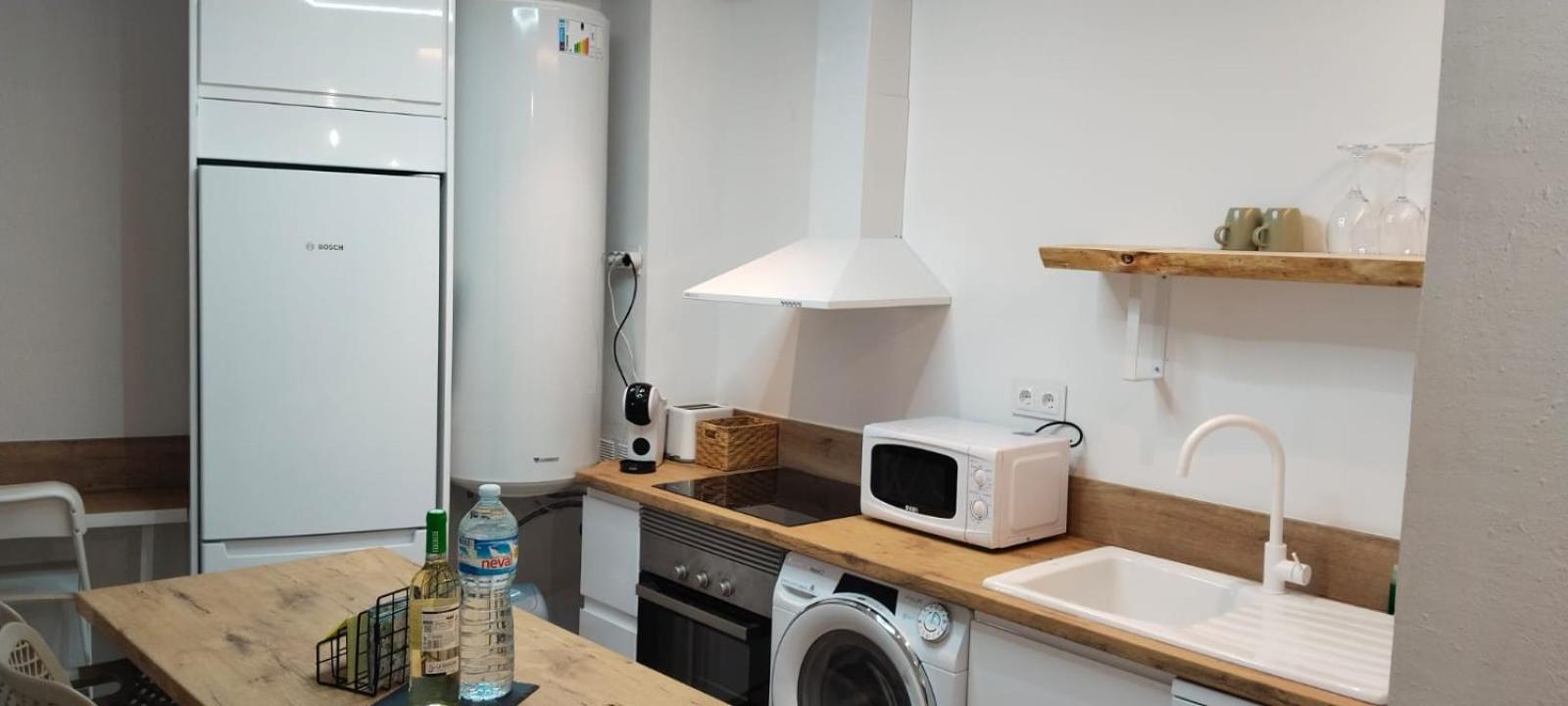 Apartmán Edificio Amarillo En El Barrio Alicante Exteriér fotografie