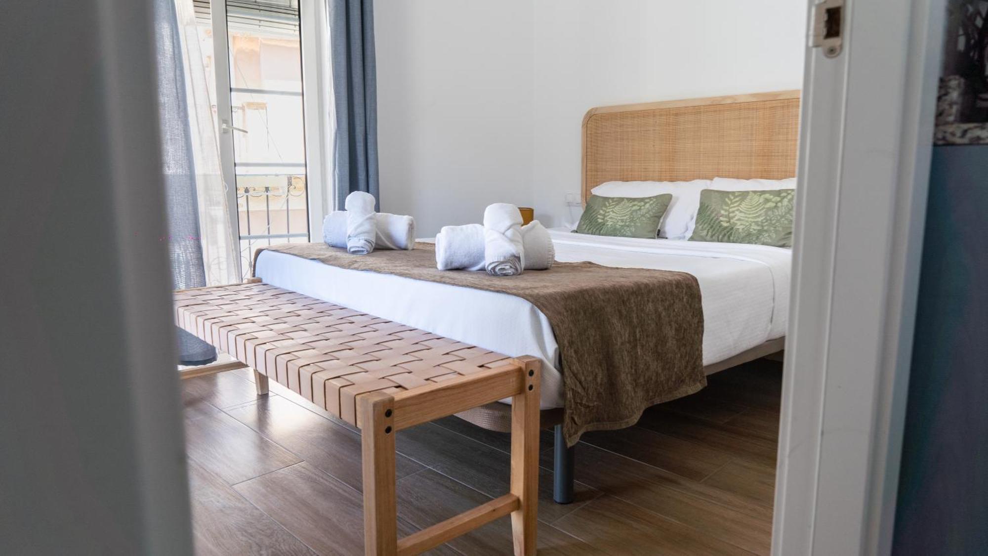 Apartmán Edificio Amarillo En El Barrio Alicante Exteriér fotografie